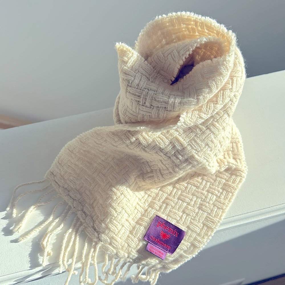NWoT Phenix Cashmere Woven Scarf